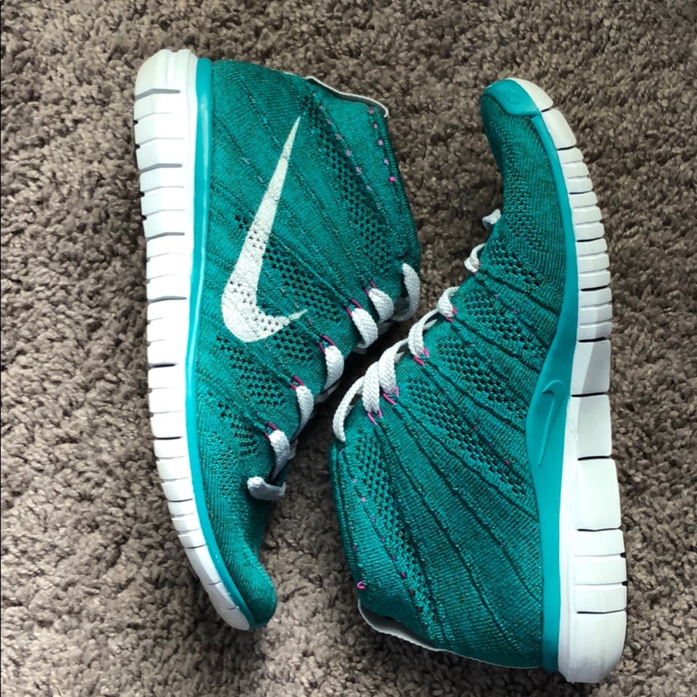 Nike Flyknit Chukkas